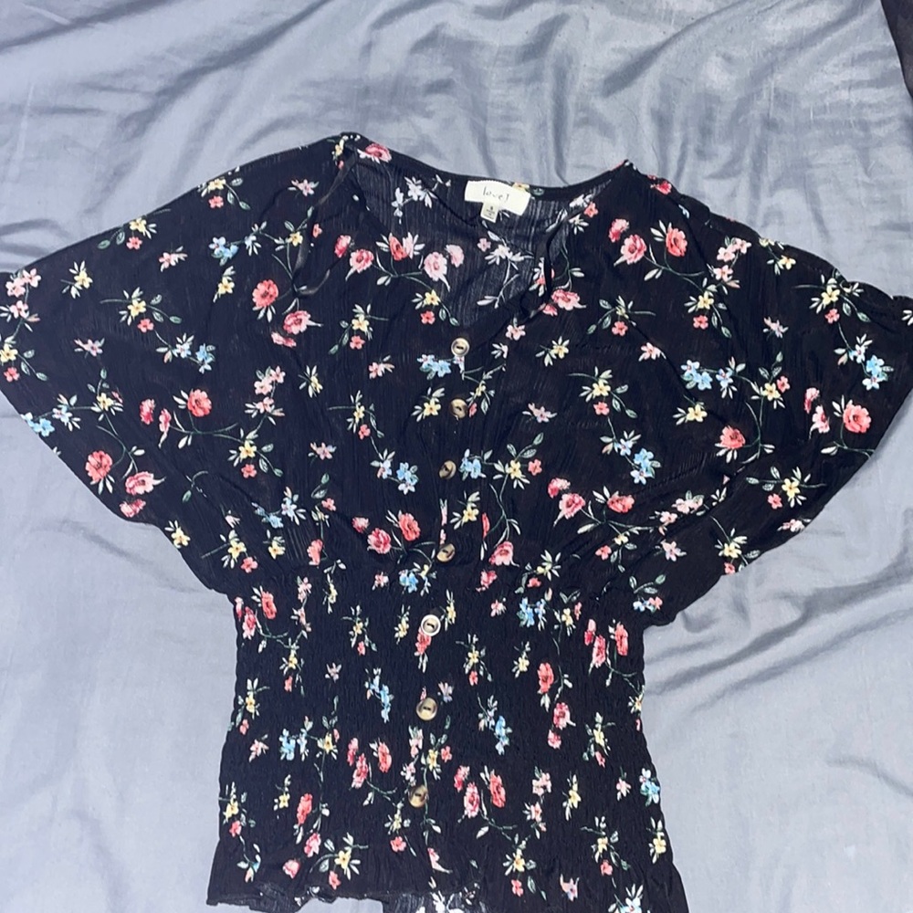 floral shirt